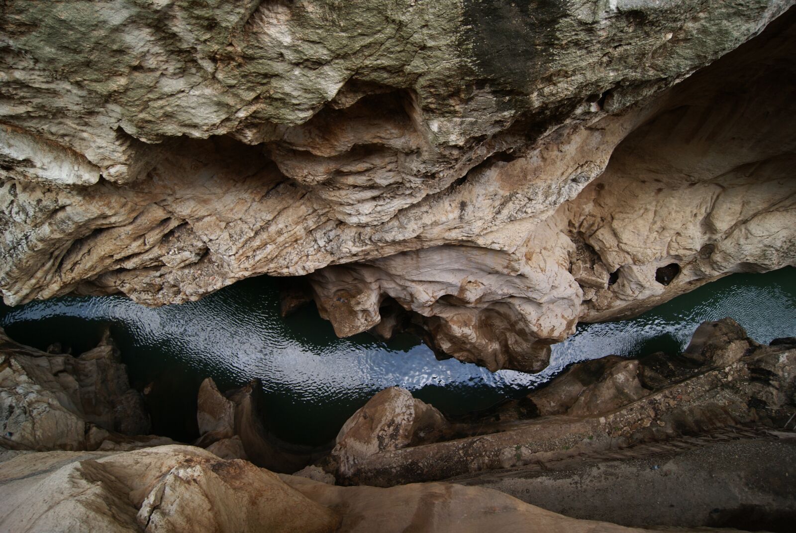 Sony Alpha DSLR-A230 sample photo. The caminito del rey photography