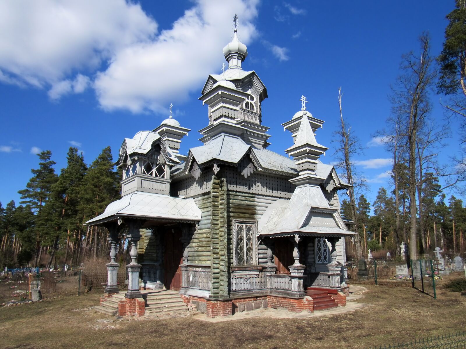 Canon PowerShot SX520 HS sample photo. Temple, wood, orthodoxy photography