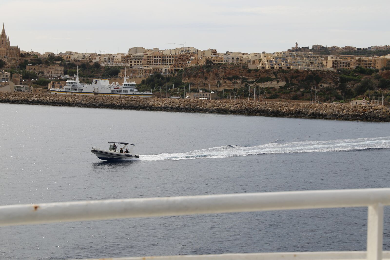 Canon EF 24-105mm F3.5-5.6 IS STM sample photo. Boat, ferry, water photography