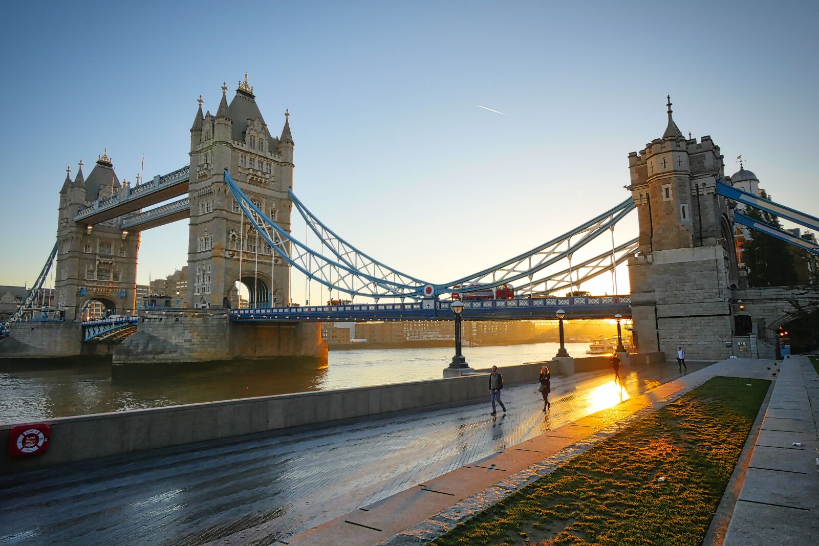 Panasonic Lumix DMC-GX8 sample photo. London, tower bridge, england photography