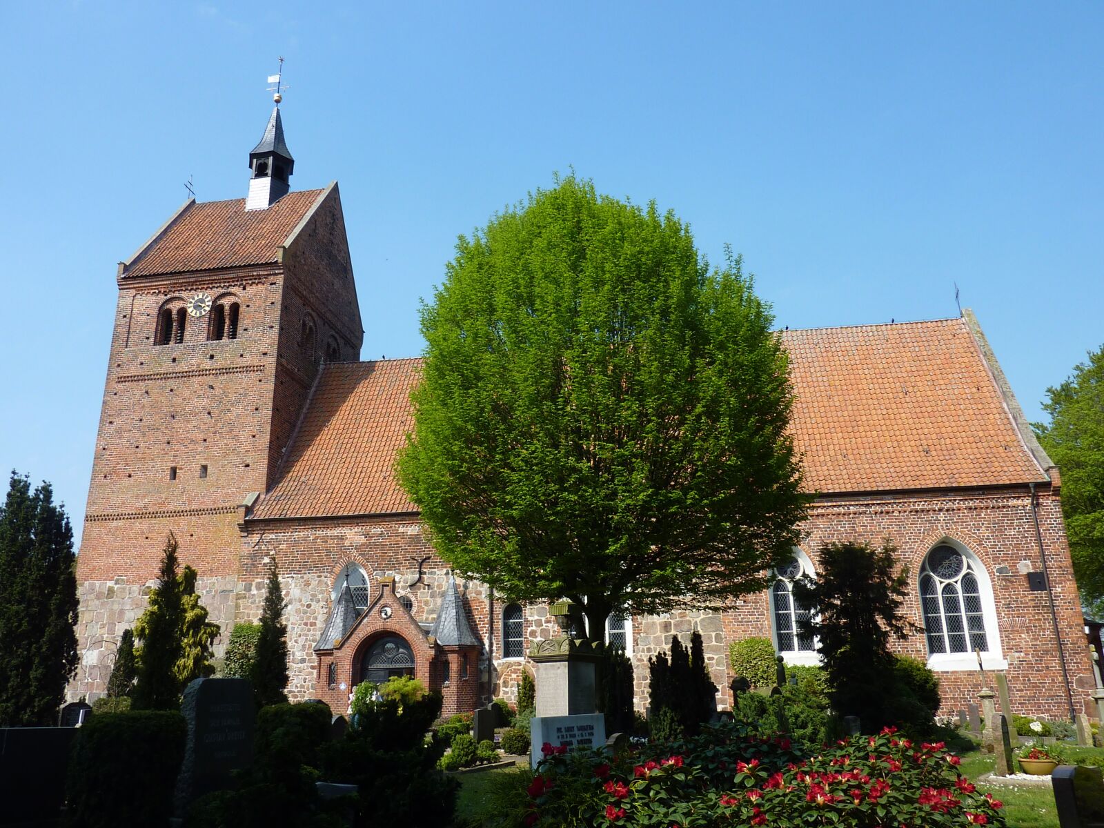 Panasonic DMC-TZ7 sample photo. Bad zwischenahn, st johannes photography