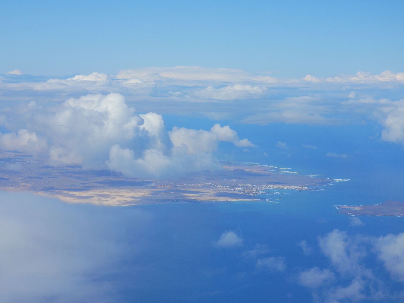 Nikon Coolpix P610 sample photo. Fuerteventura, landing, sea photography