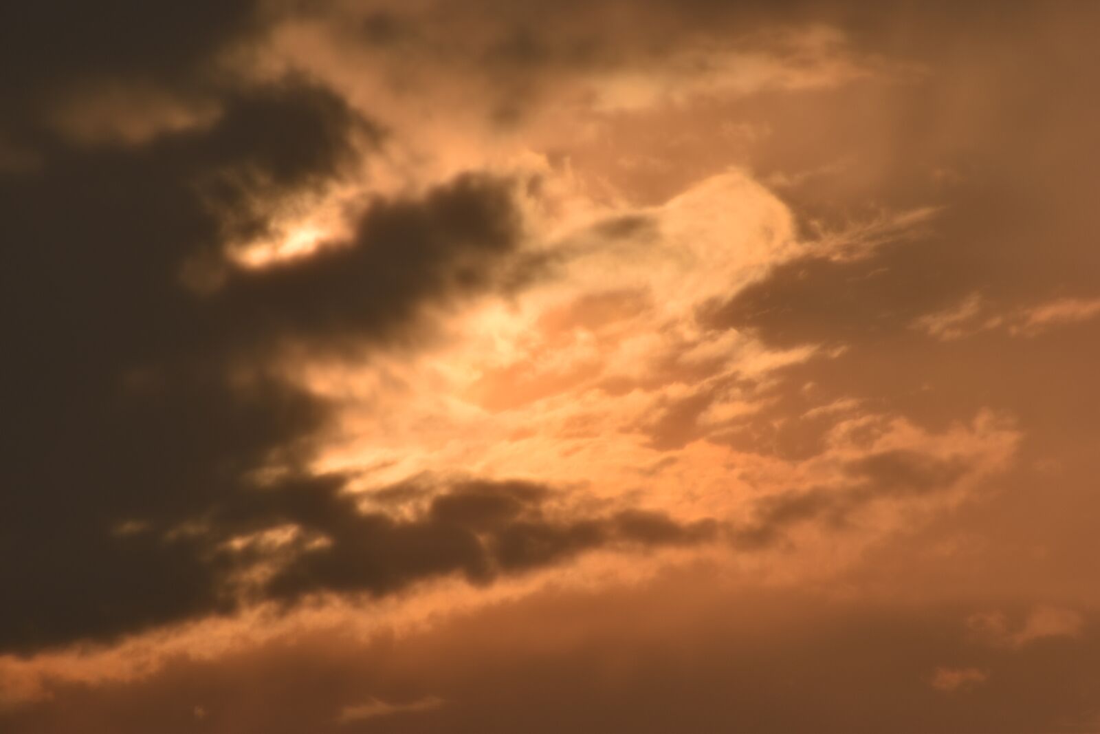 Nikon D5600 sample photo. Sunset, clouds, sky photography