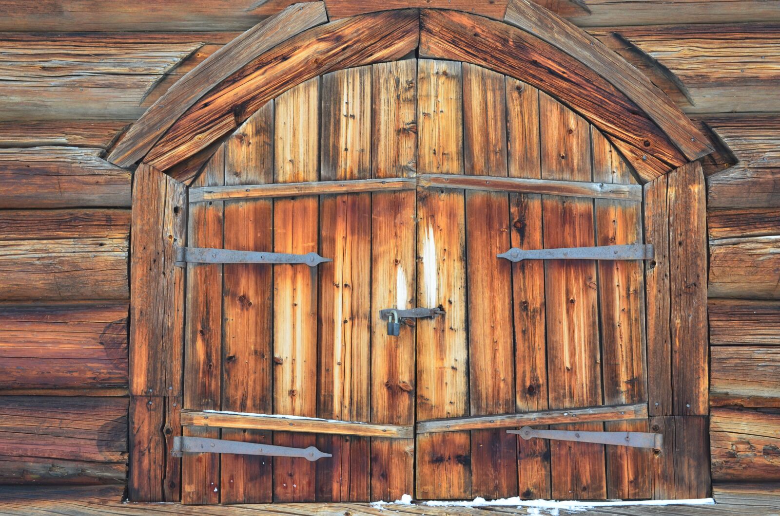 Nikon D5100 sample photo. Gate, architecture, antiquity photography