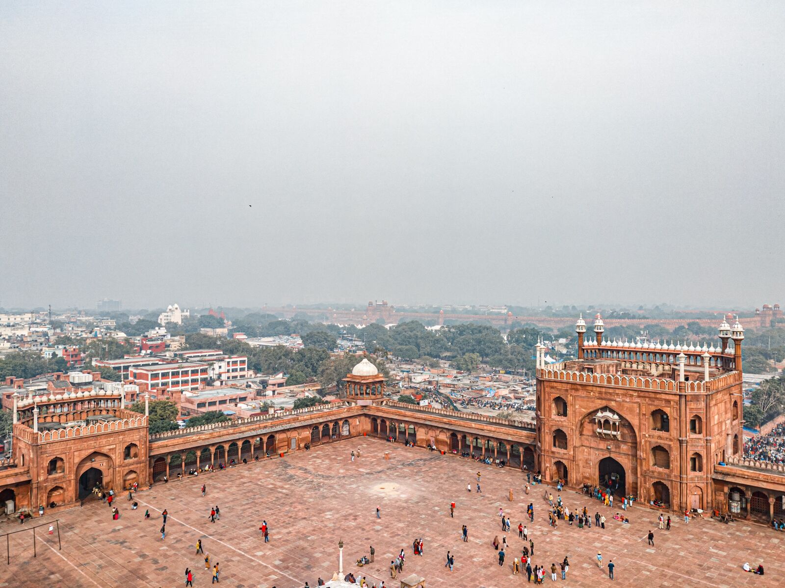 Google Pixel 3a sample photo. Delhi, jama masjid, tower photography