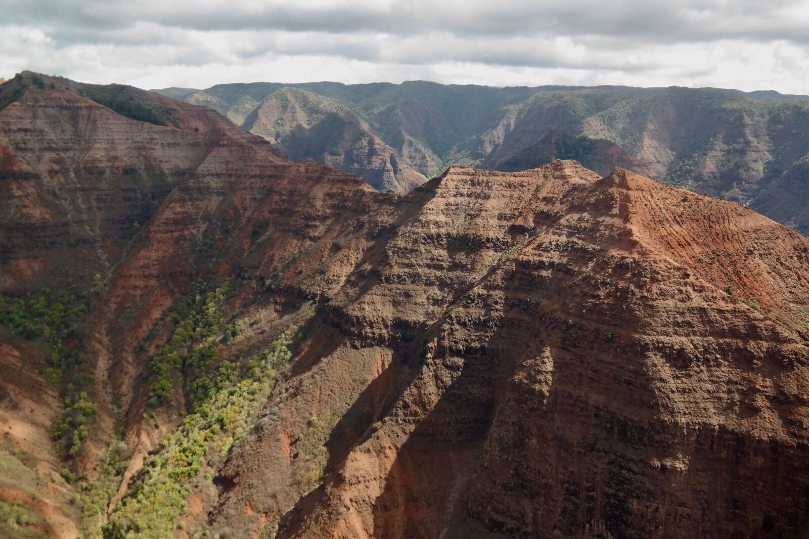 Samsung NX300 sample photo. Canyon, gorge, mountains photography