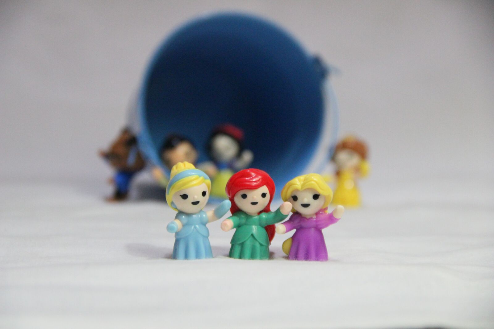 Canon EOS 600D (Rebel EOS T3i / EOS Kiss X5) sample photo. Kids, disney, girls photography