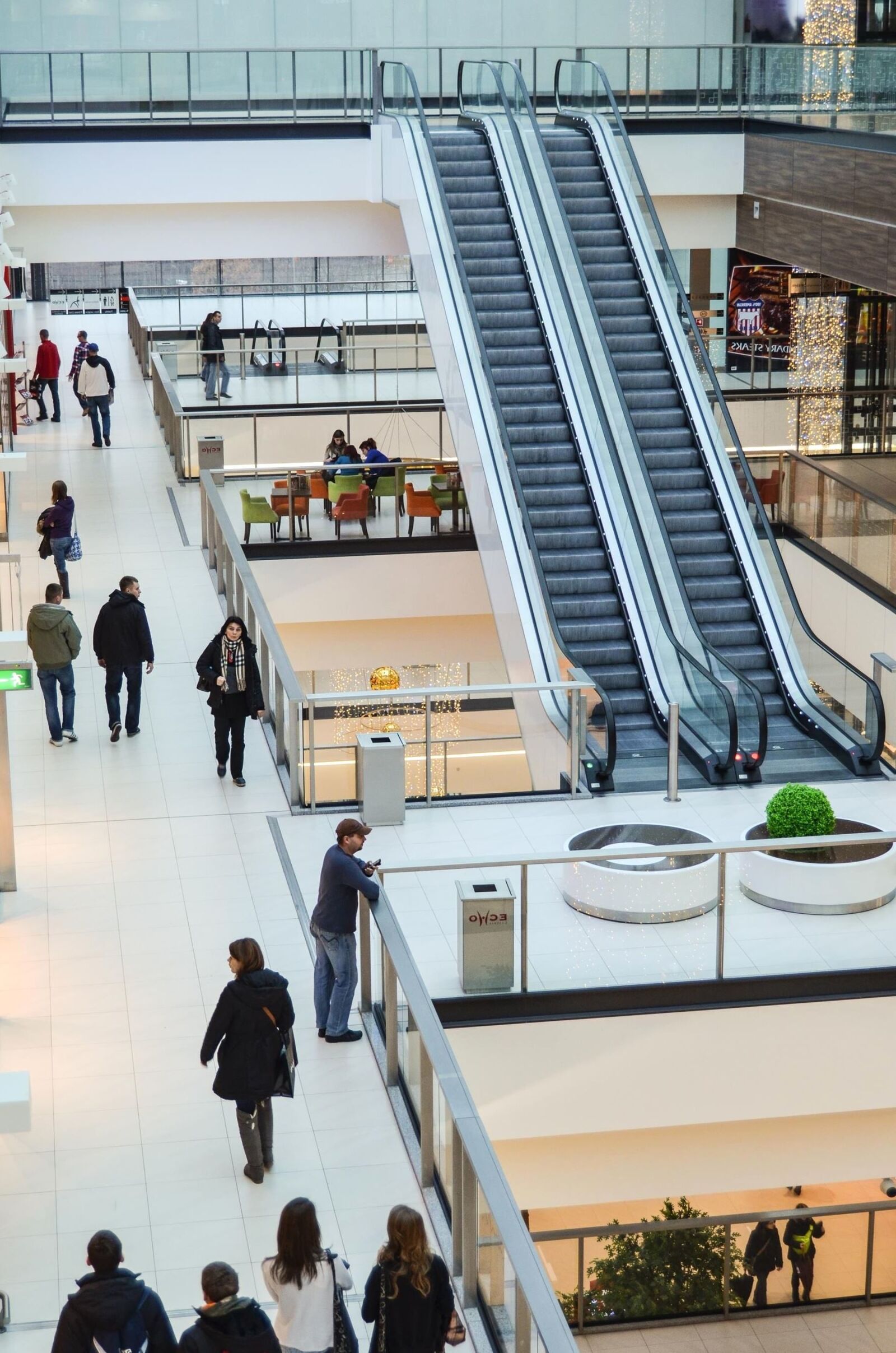 Nikon D5100 sample photo. Business, modern, stairs, people photography