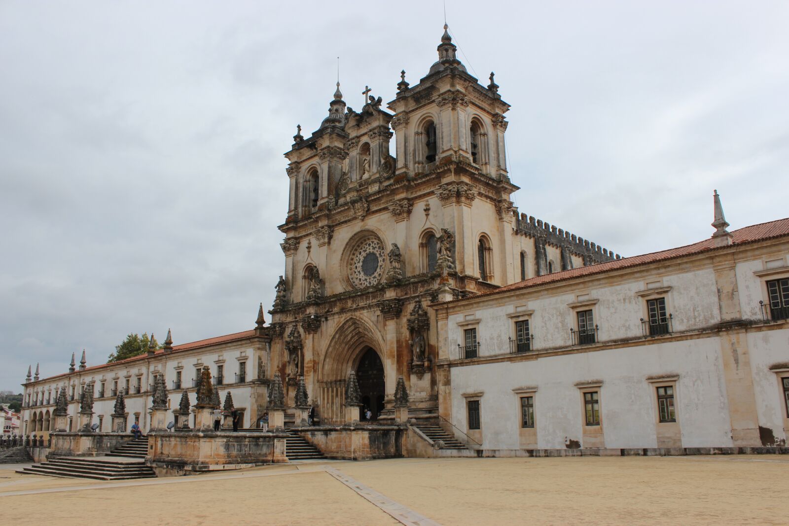 Canon EOS 600D (Rebel EOS T3i / EOS Kiss X5) sample photo. Alcobaça, portugal, monastery photography