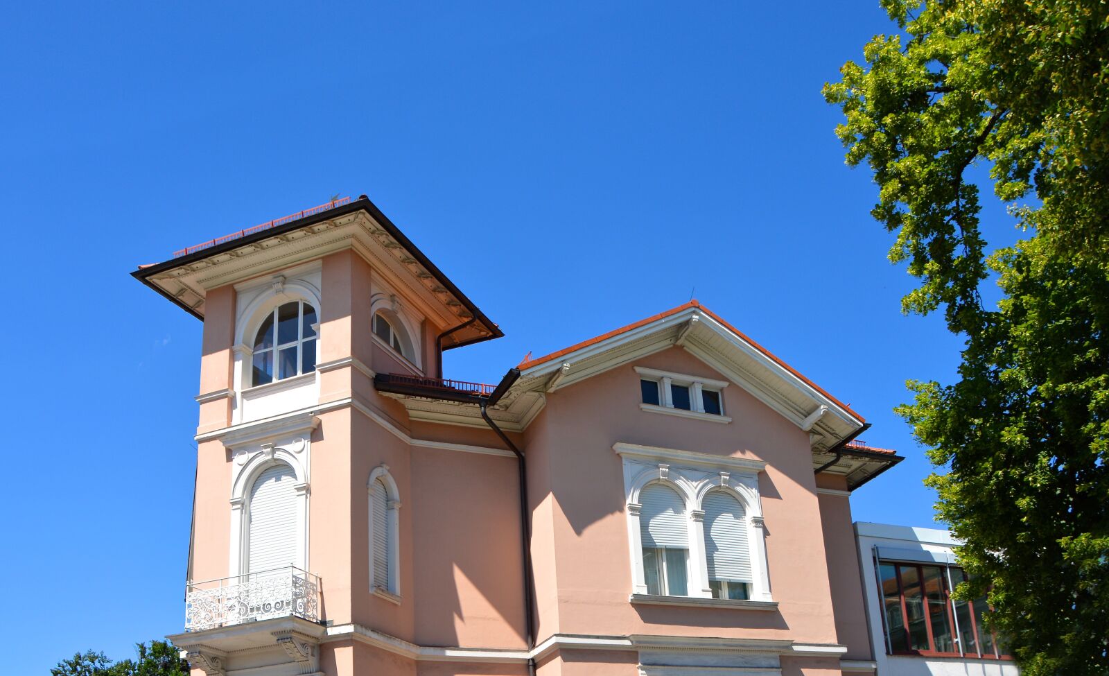 Nikon D3200 sample photo. Villa, town home, pink photography