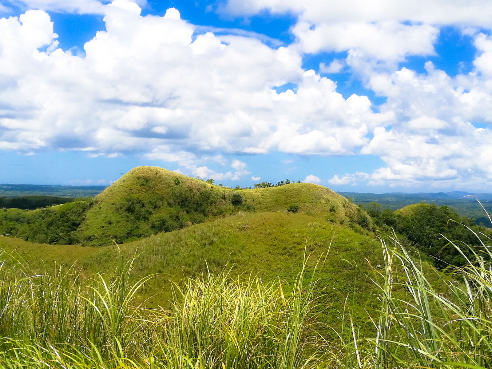 HUAWEI P9 sample photo. Albay, blue, sky, hills photography