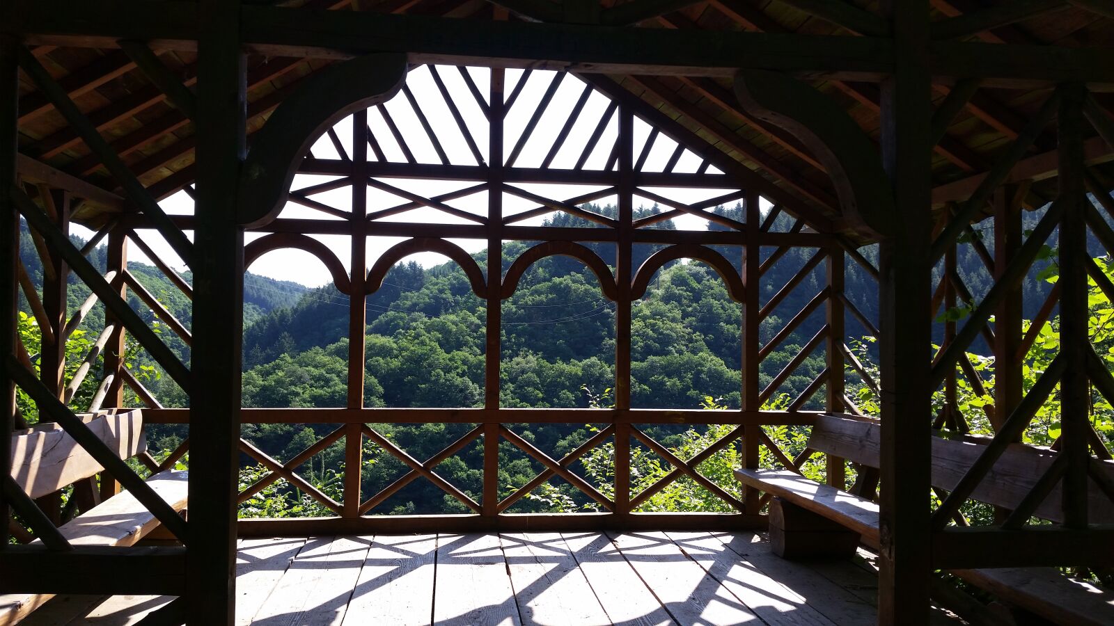 Samsung Galaxy S5 sample photo. Pavilion, view, mountains photography