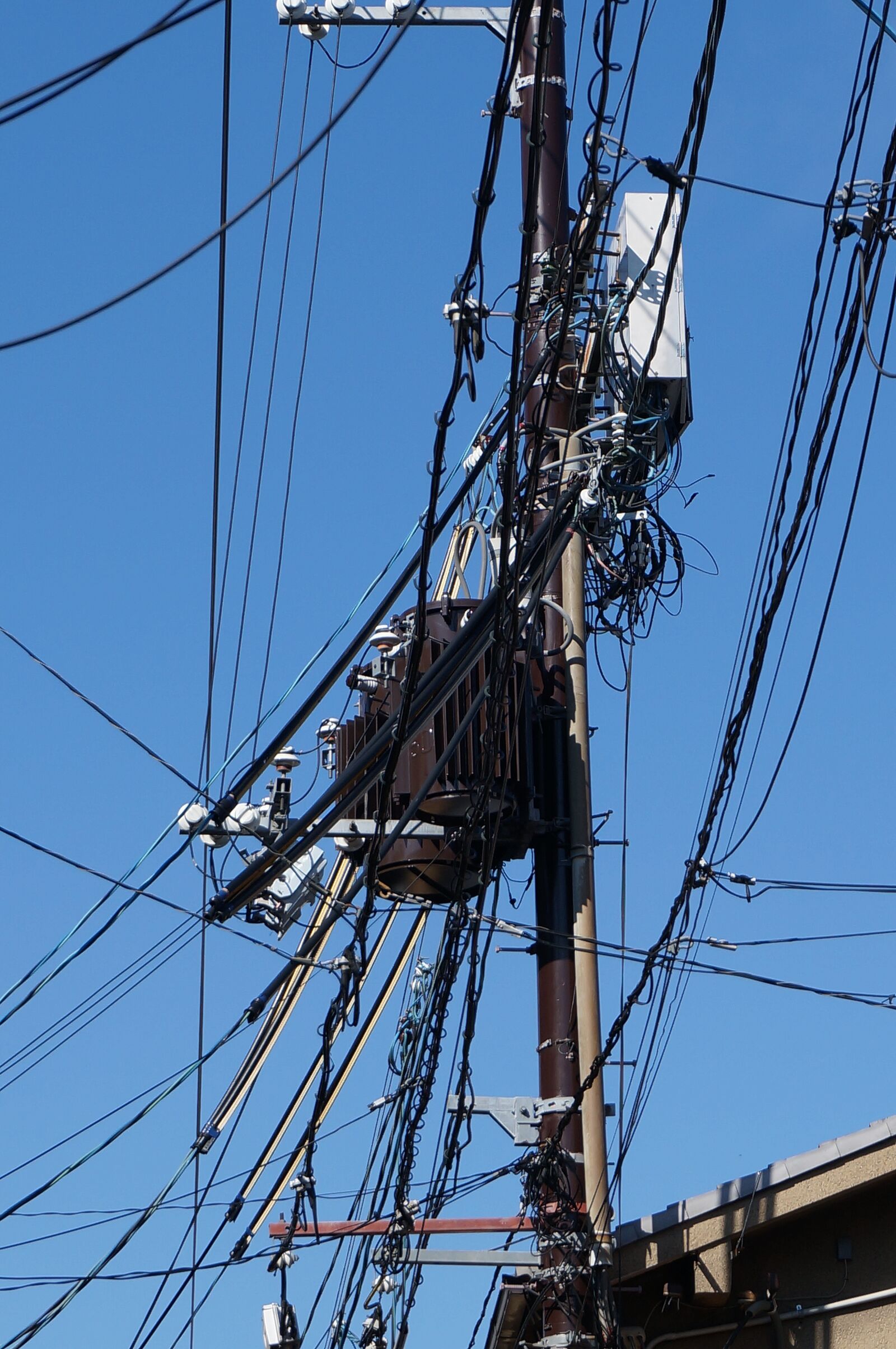 Sony Alpha NEX-5T sample photo. Cables, health safety, japan photography