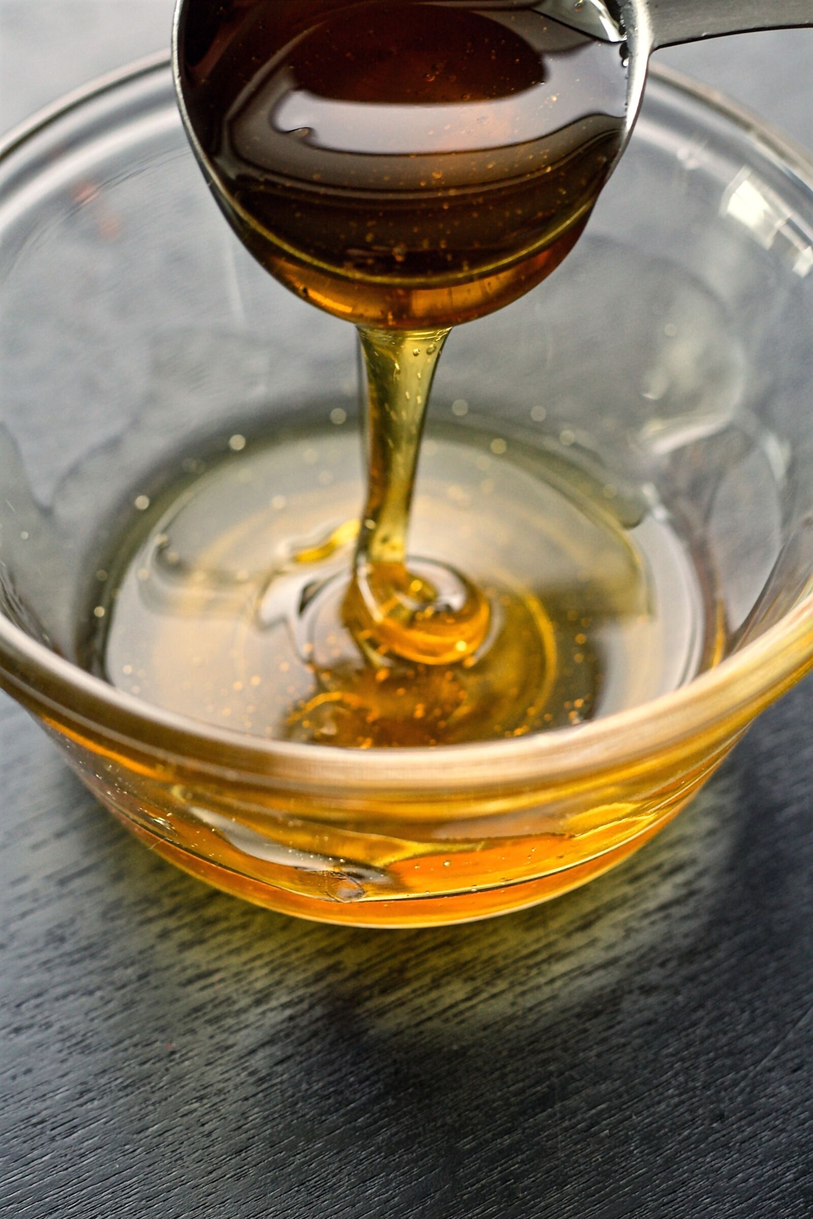 Canon EOS 1000D (EOS Digital Rebel XS / EOS Kiss F) sample photo. Honey, ingredient, healthy photography