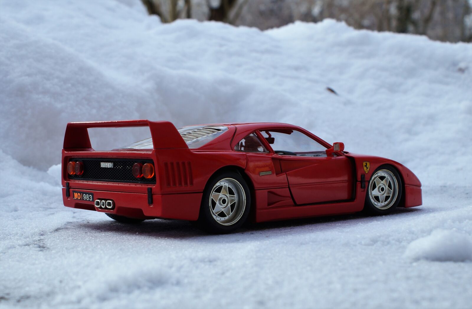 Sony DT 18-70mm F3.5-5.6 sample photo. Model car, auto, ferrari photography