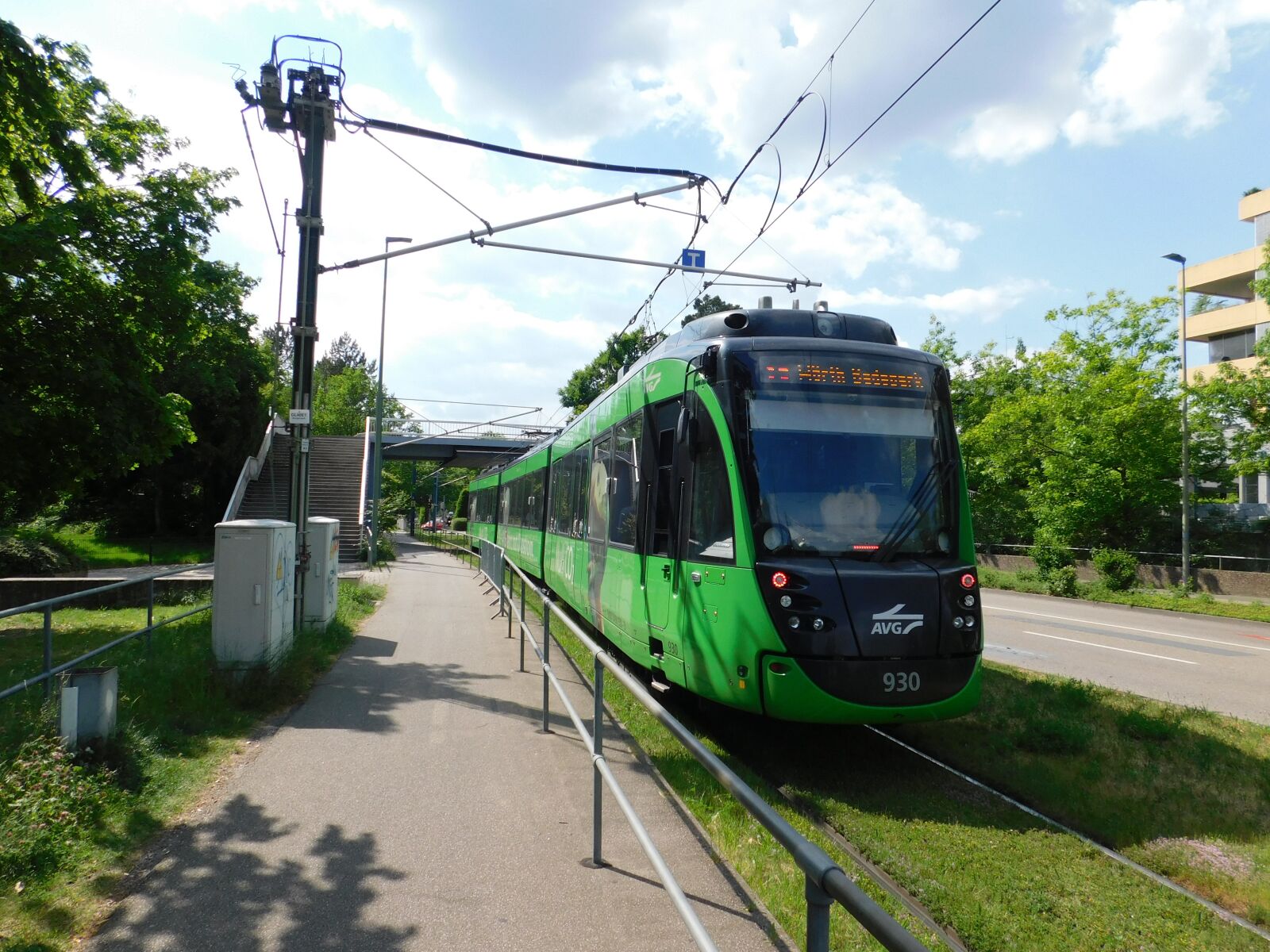 Nikon Coolpix B500 sample photo. Tram, tram w rth photography