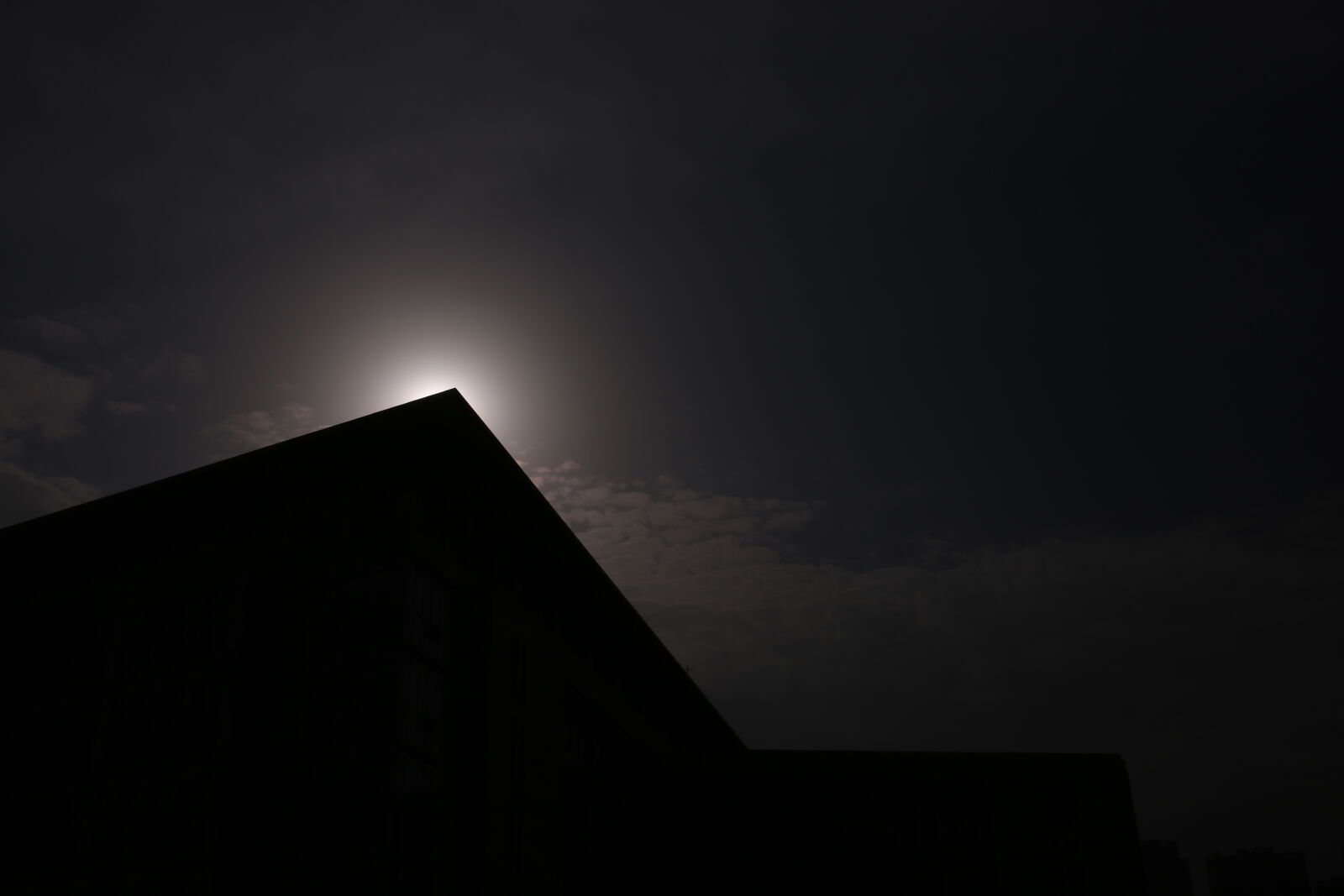 Canon EOS 6D sample photo. The, dark, light photography