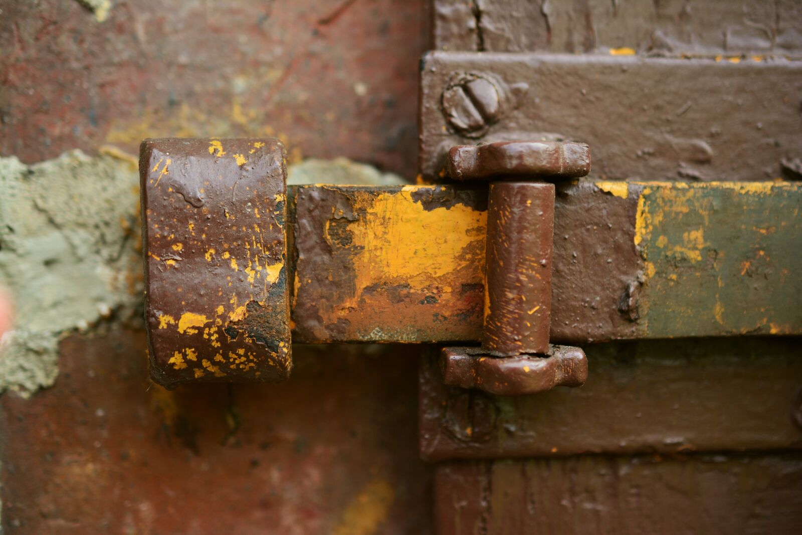 Nikon D5200 sample photo. Door latch, locked, fitting photography
