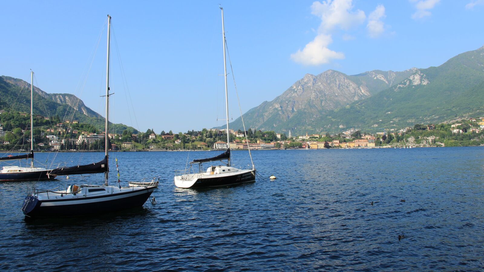 Canon EOS 700D (EOS Rebel T5i / EOS Kiss X7i) sample photo. Lecco, lake, boat photography