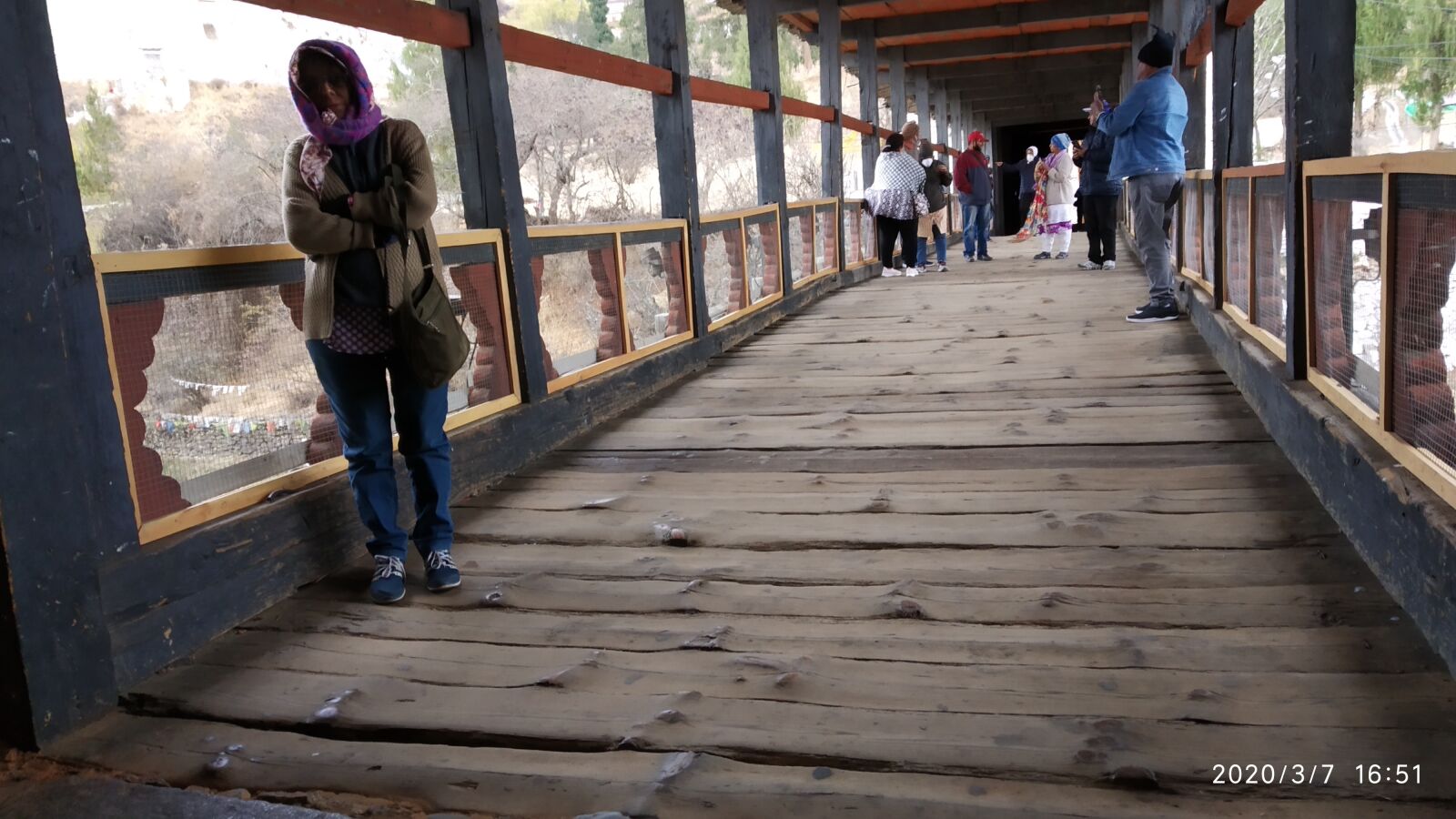 Xiaomi Redmi Y2 sample photo. Bhutan, hanging bridge, wooden photography