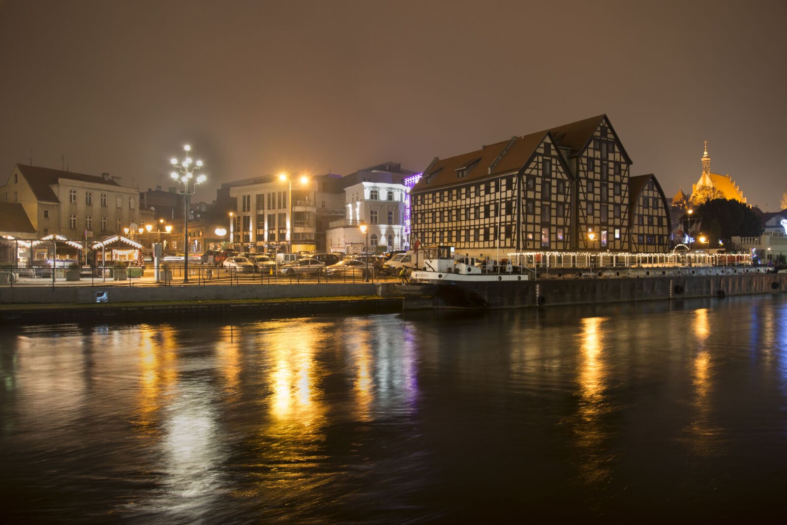 Nikon D800E sample photo. City, river, the wave photography