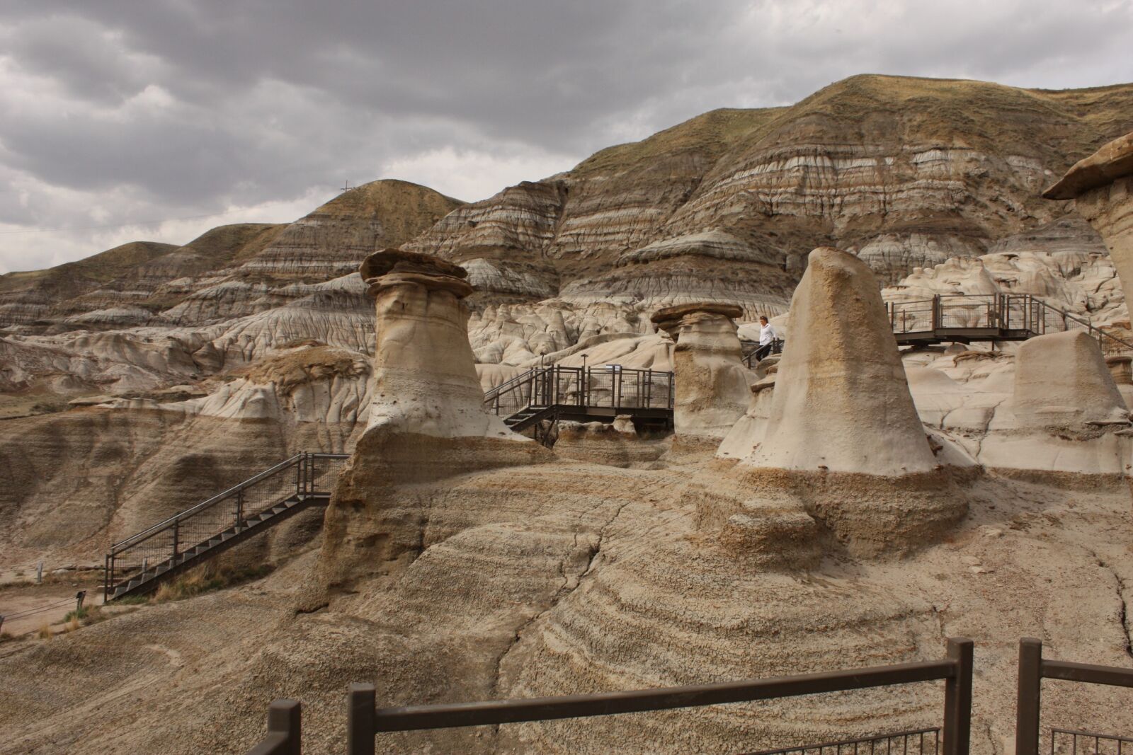 Canon EOS 450D (EOS Rebel XSi / EOS Kiss X2) sample photo. Canada, drumheller, alberta photography