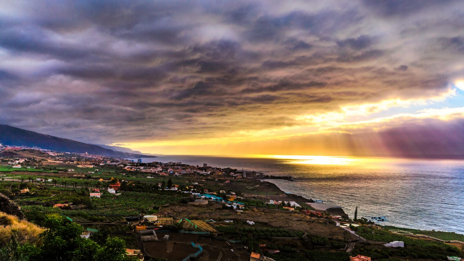 Nikon D7000 sample photo. Sunset, atlantic, clouds photography