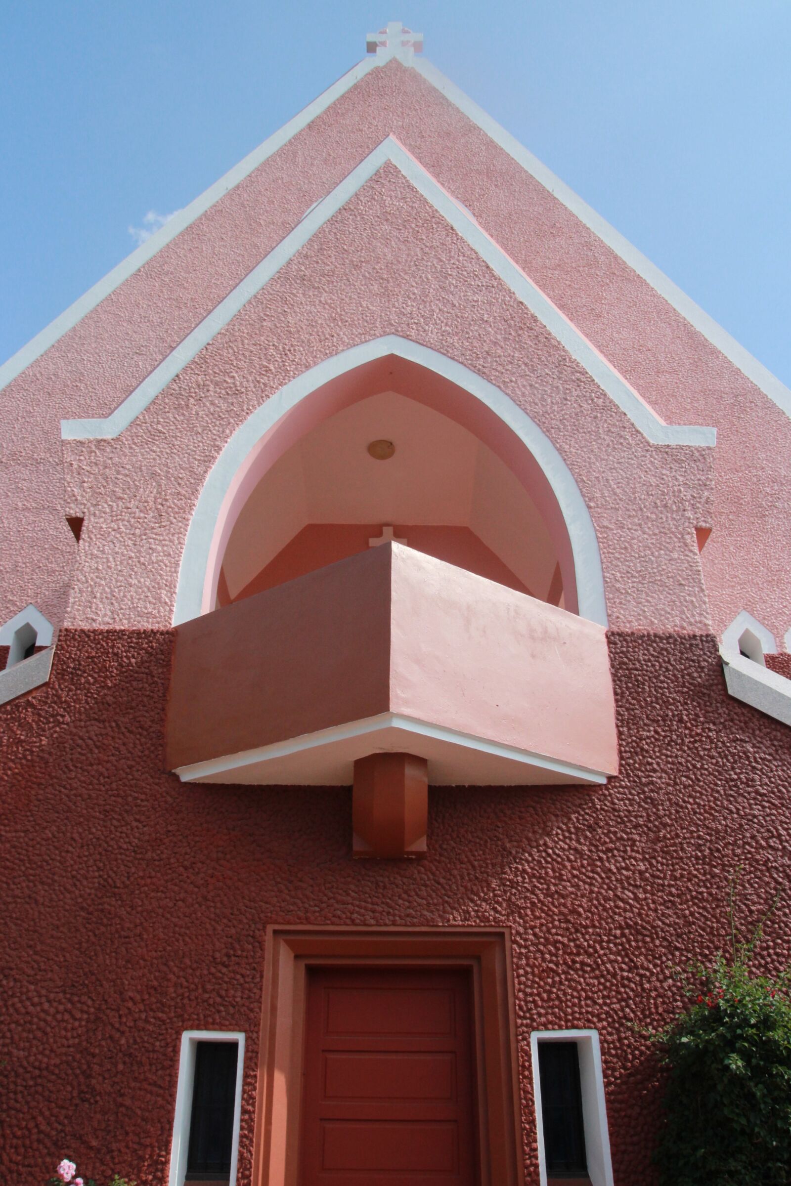 Tamron SP AF 17-50mm F2.8 XR Di II LD Aspherical (IF) sample photo. Vietnam, asia, church photography