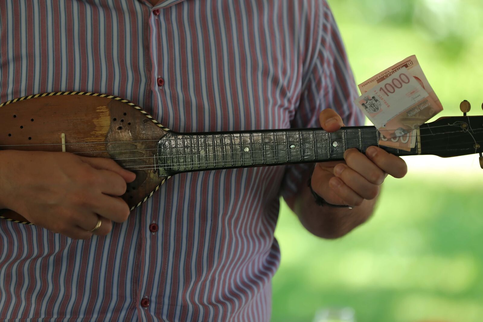 Canon EOS 6D sample photo. Money, guitarist, guitar, music photography