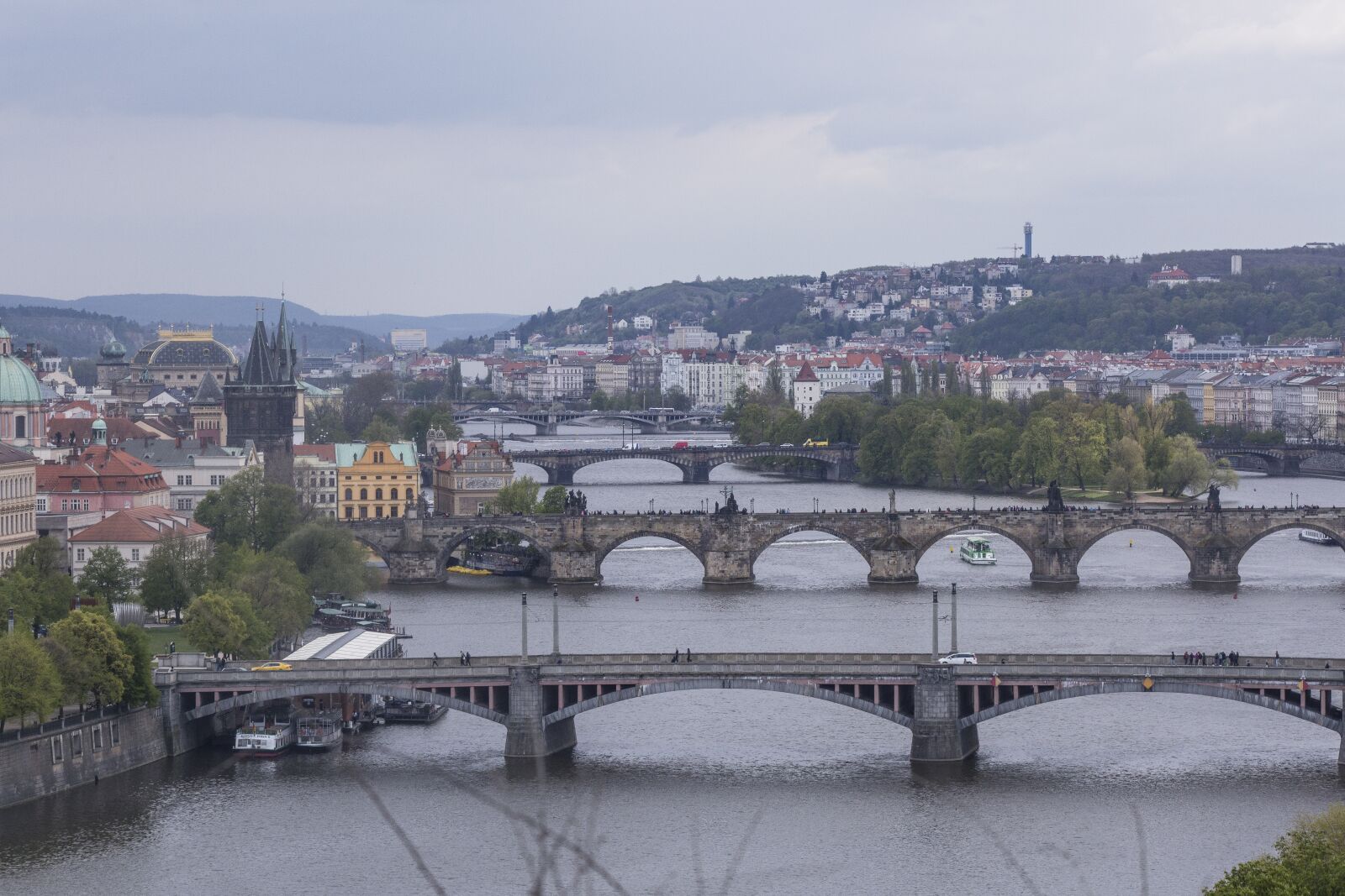 Canon EF 70-300mm F4-5.6 IS USM sample photo. Prague, czech republic, bridges photography