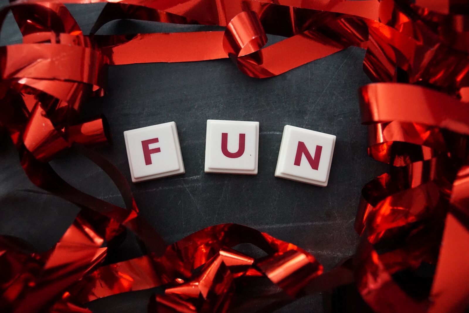 Sony ILCA-77M2 + Sony DT 16-50mm F2.8 SSM sample photo. Fun, word, red photography