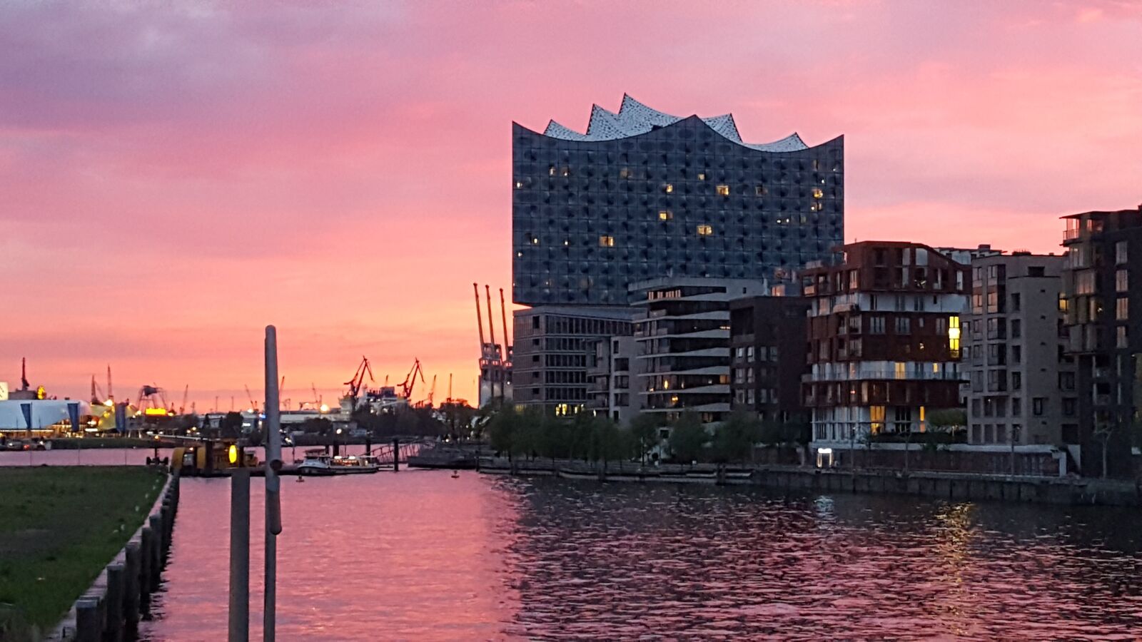 Samsung GALAXY S6 edge sample photo. Port, elbe philharmonic hall photography