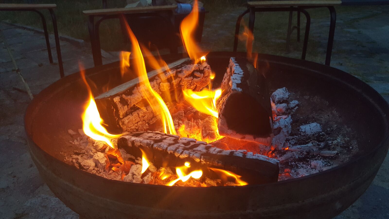 Samsung Galaxy S6 sample photo. Fire, campfire, burn photography