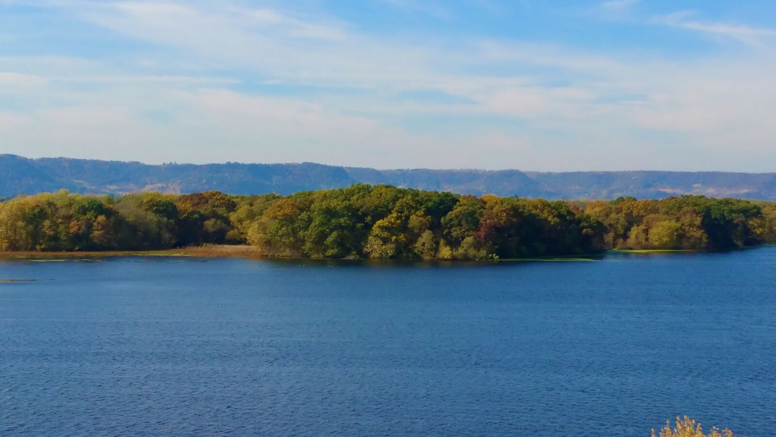 LG V20 sample photo. Landscape, mississippi river, water photography