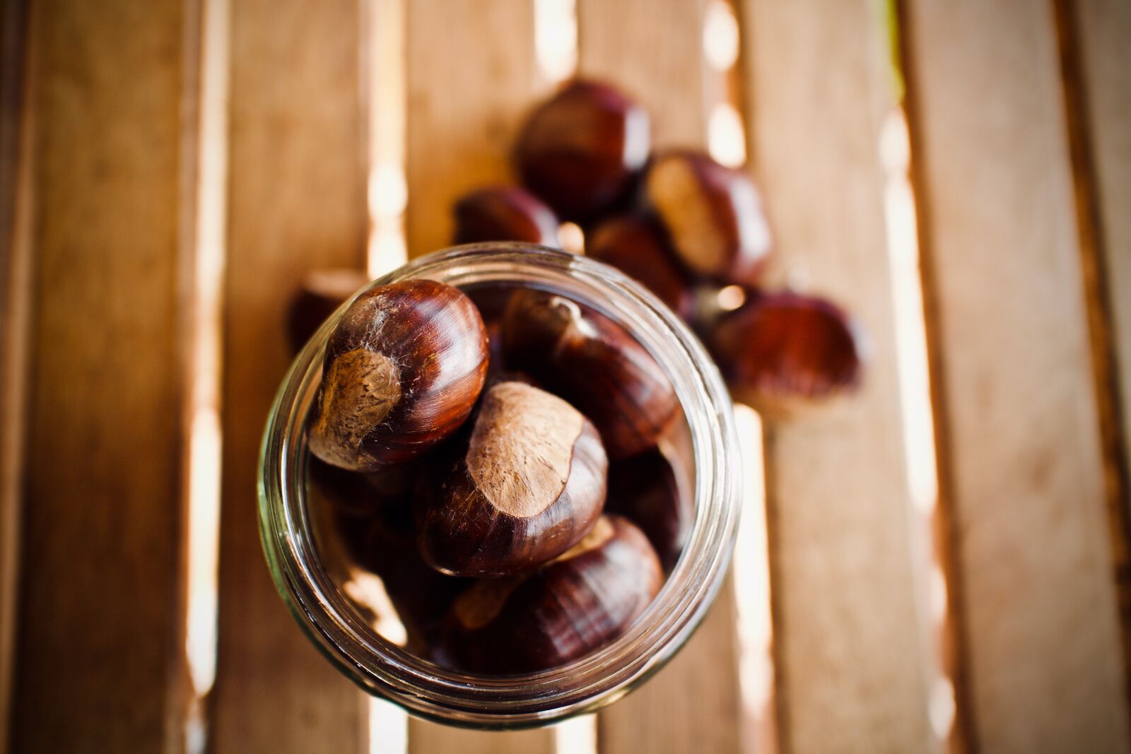 Canon EF-M 22mm F2 STM sample photo. Chestnuts, fruit, autumn photography