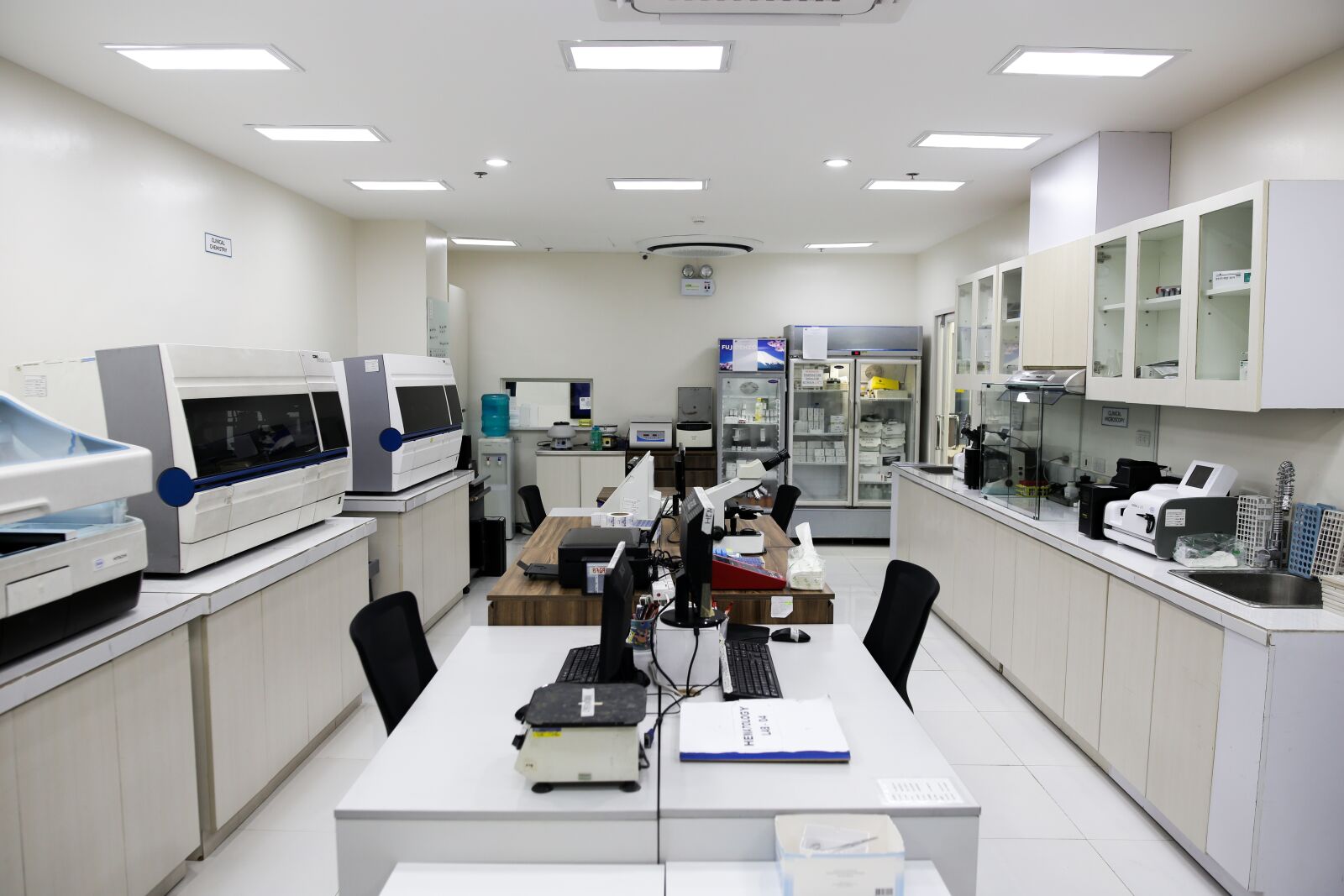 Canon EOS 6D sample photo. Facility, office, halcyon marine photography