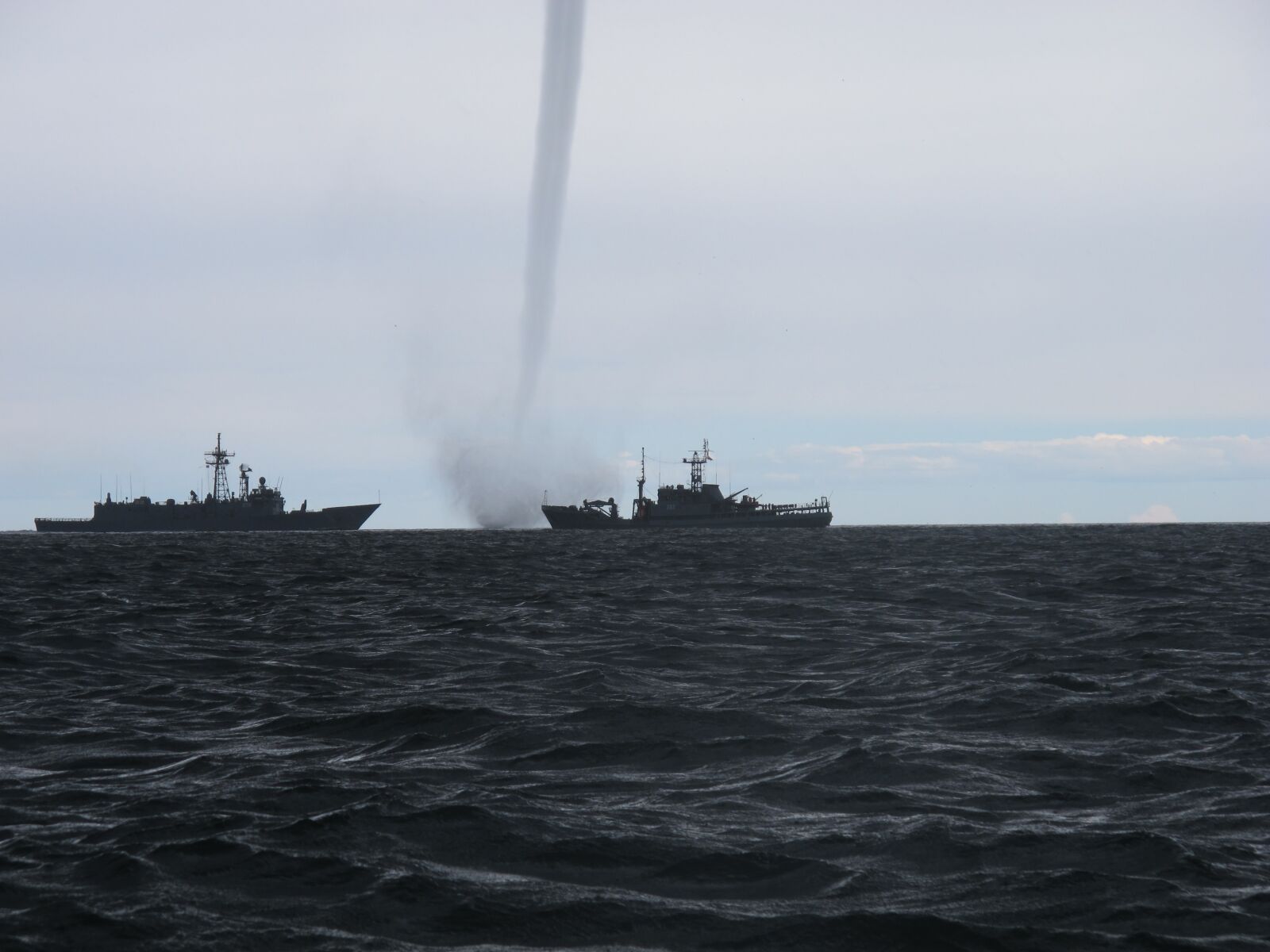 Canon PowerShot G12 sample photo. Whirlwind, the baltic sea photography