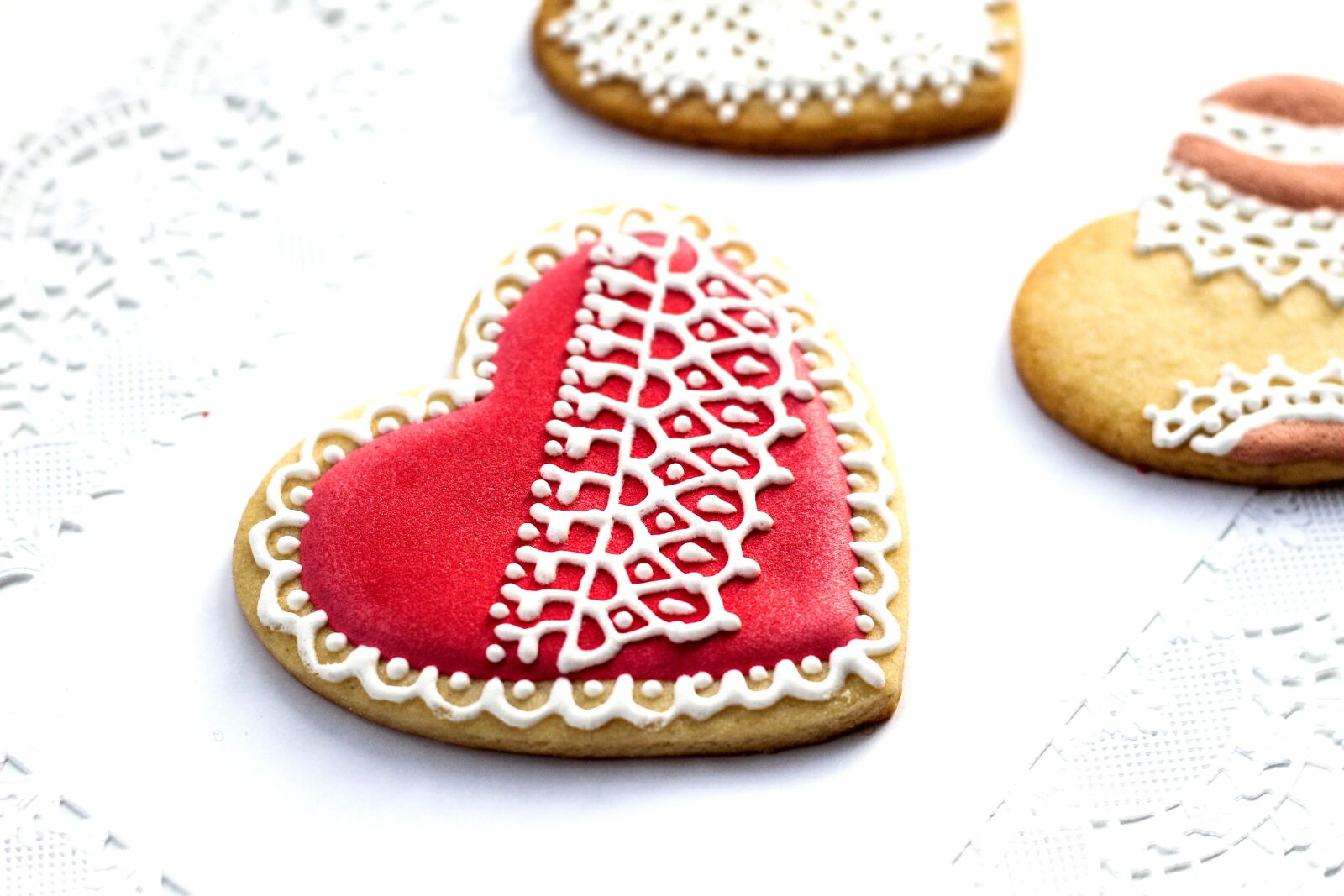 Canon EOS 60D + Canon EF 50mm f/1.8 sample photo. Cookies, christmas, wedding photography