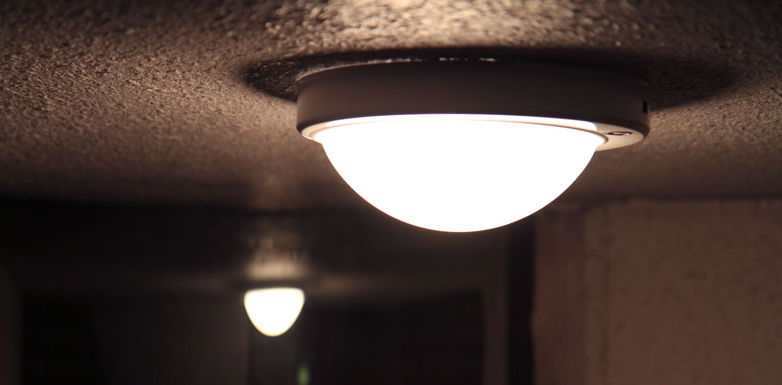 Canon EOS 7D sample photo. Old, old buildings, light photography