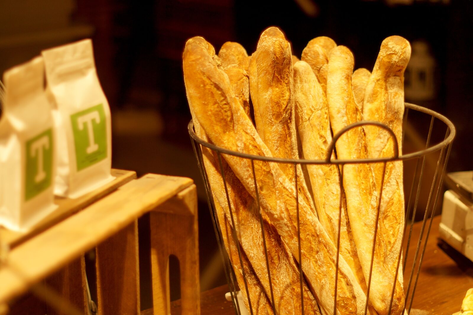 Sony SLT-A58 + Minolta AF 50mm F1.4 [New] sample photo. Baguette, muffin, bakery photography