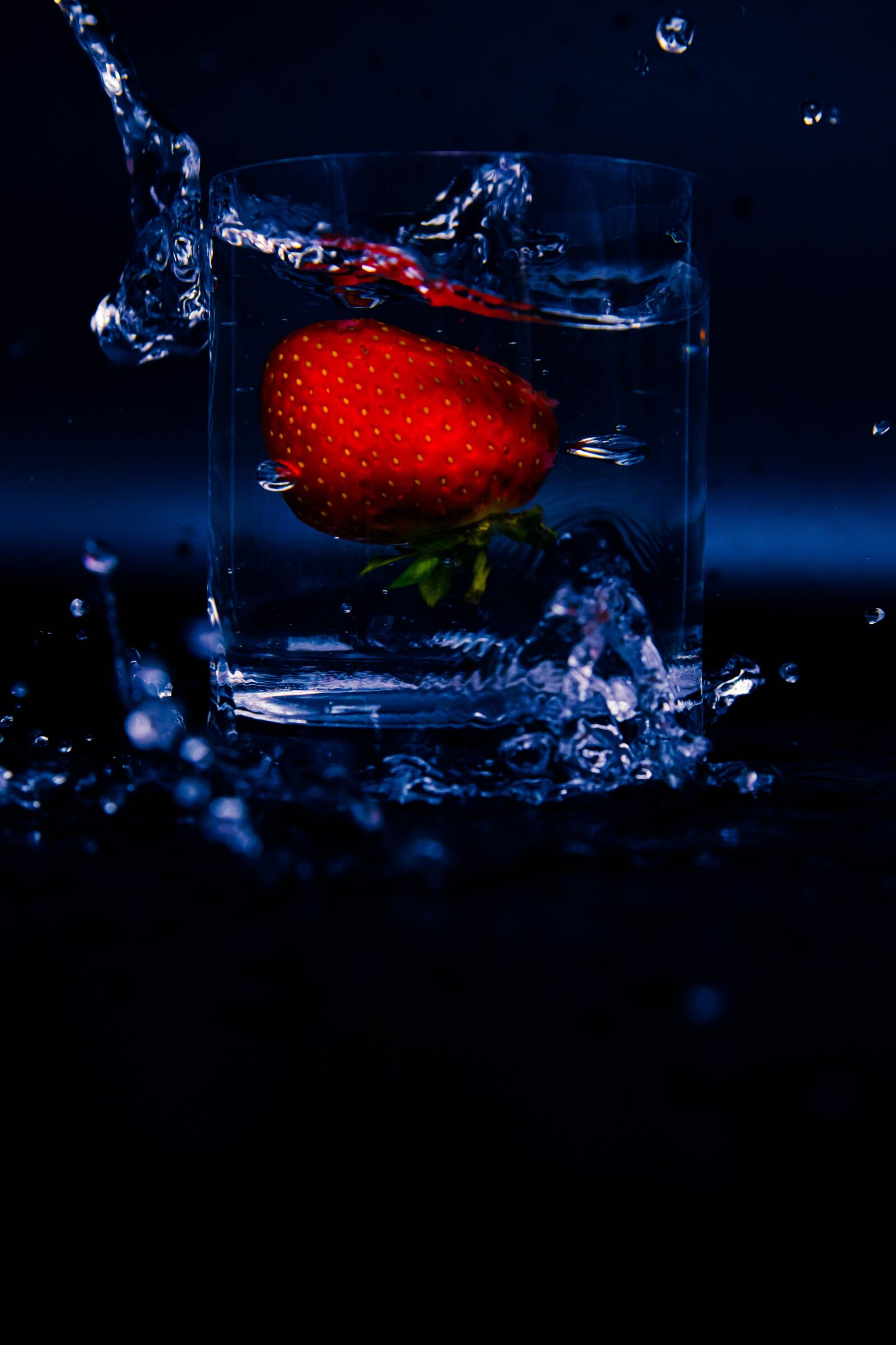 Nikon D850 sample photo. Splash, summer, strawberry photography
