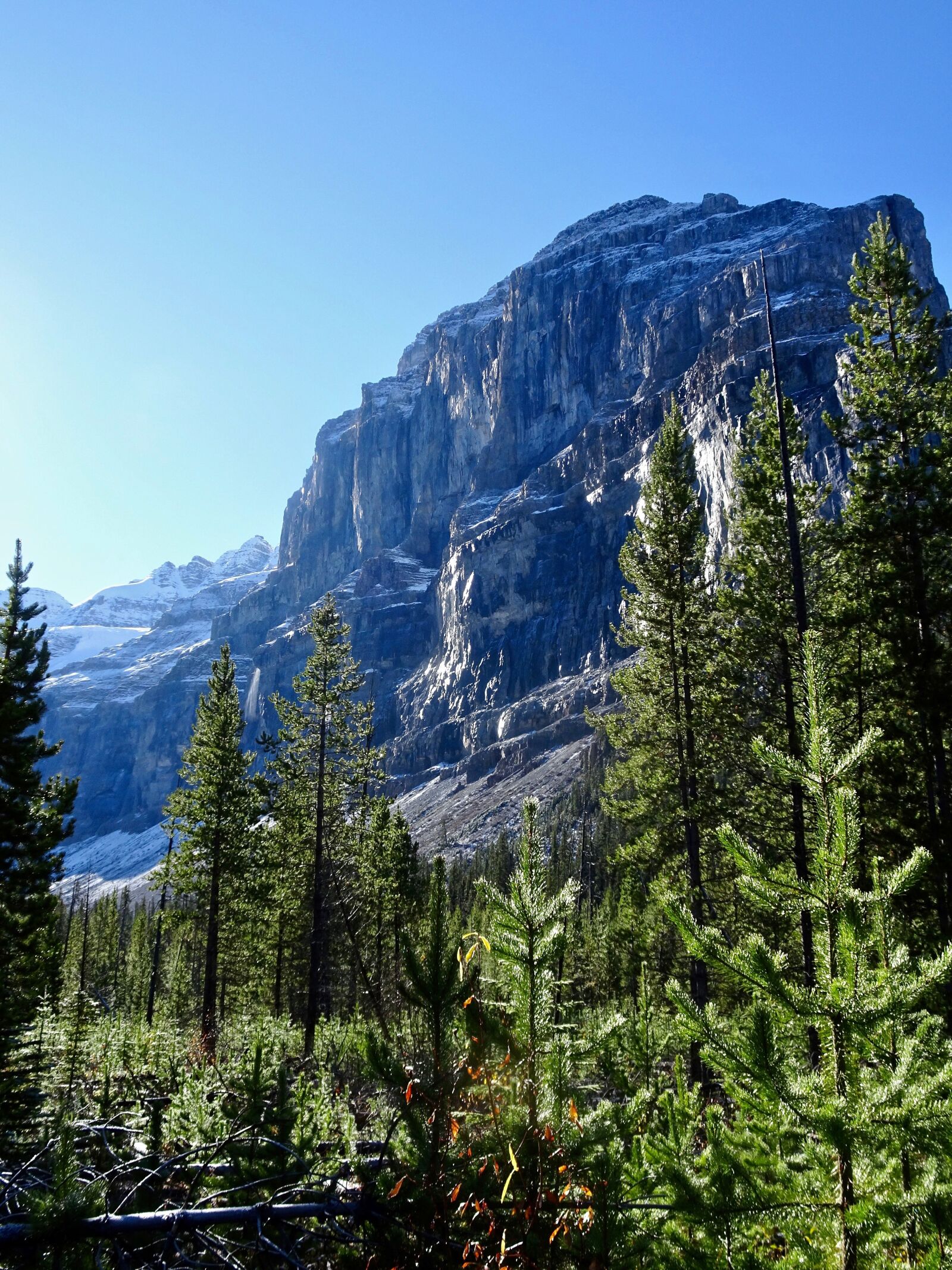 Sony Cyber-shot DSC-HX90V sample photo. Wilderness, mountains, nature photography