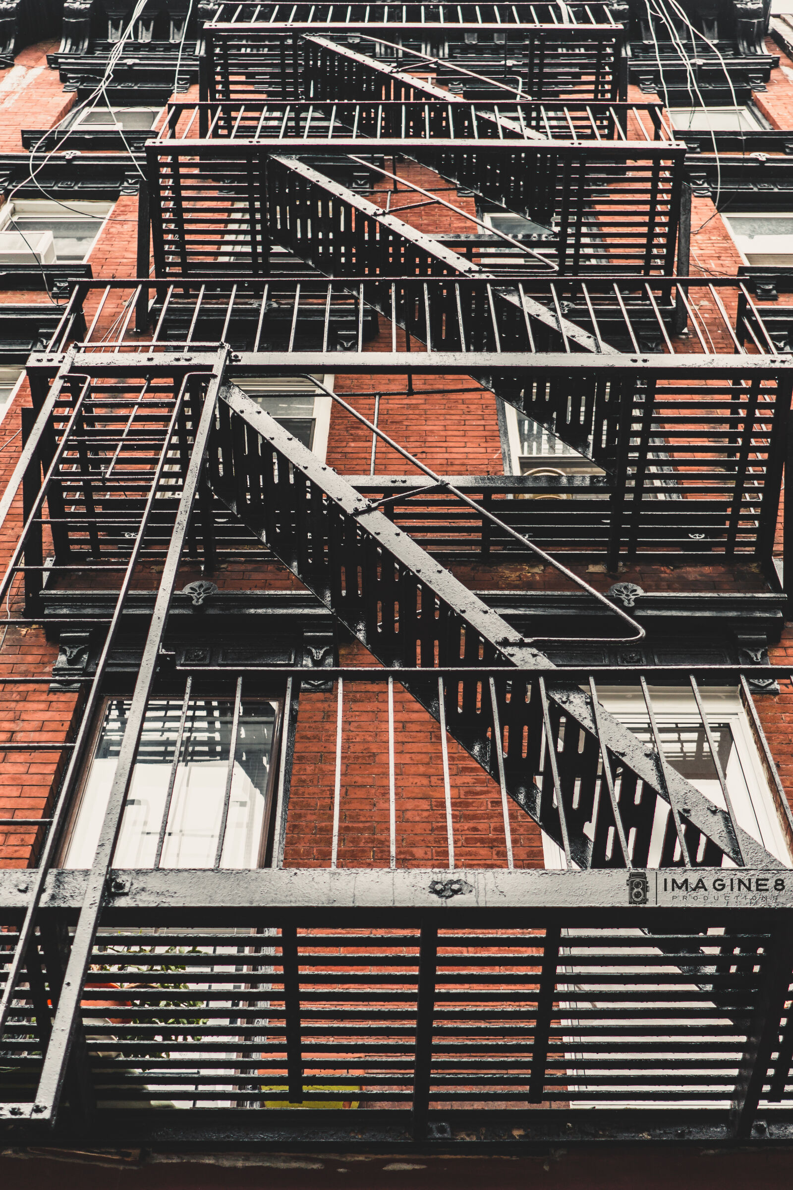 Sony FE 28mm F2 sample photo. Apartments, architecture, building, buildings photography