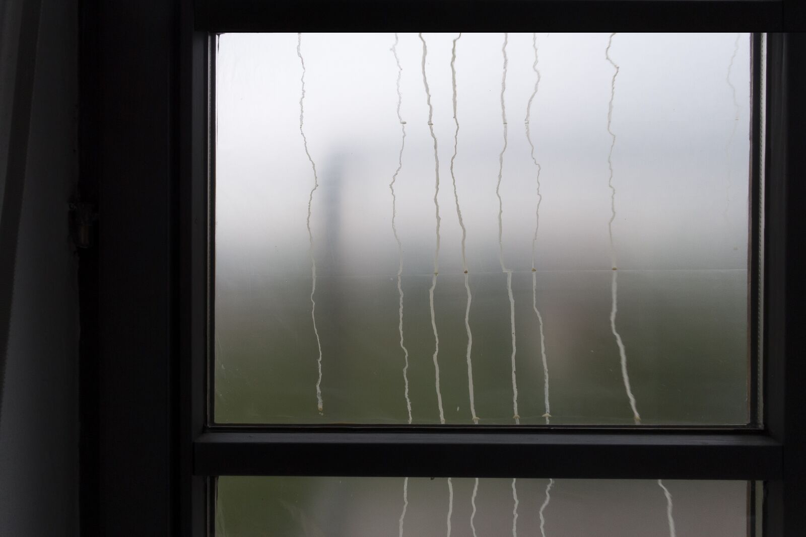 Sony Cyber-shot DSC-RX100 III sample photo. Painter, slide, window photography