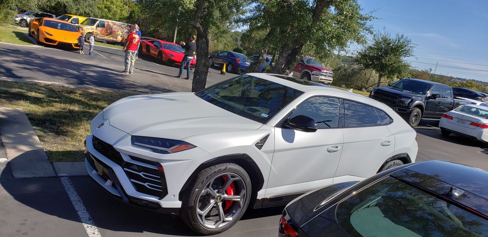 Samsung Galaxy Note9 sample photo. Sport cars, ferrari, lamborghini photography
