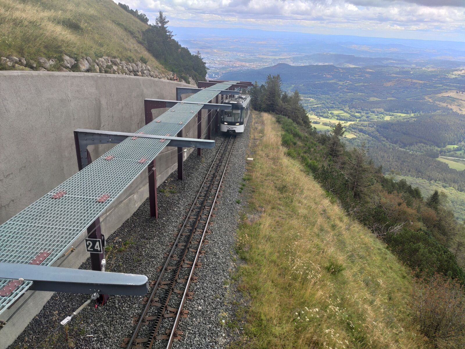 Xiaomi Mi 9T sample photo. Train, mountain, railway photography