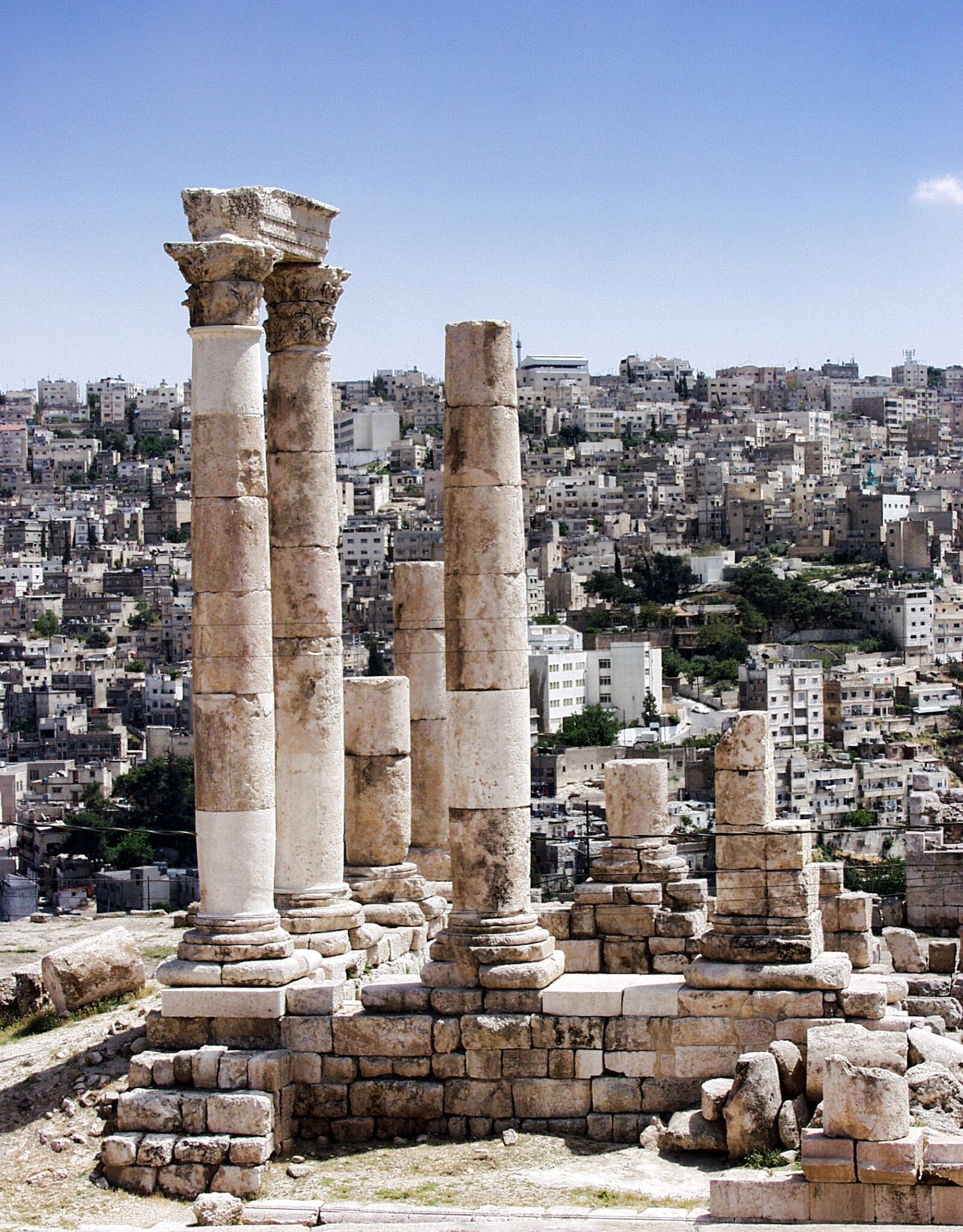 Olympus E-10 sample photo. Amman, jordan, ancient photography