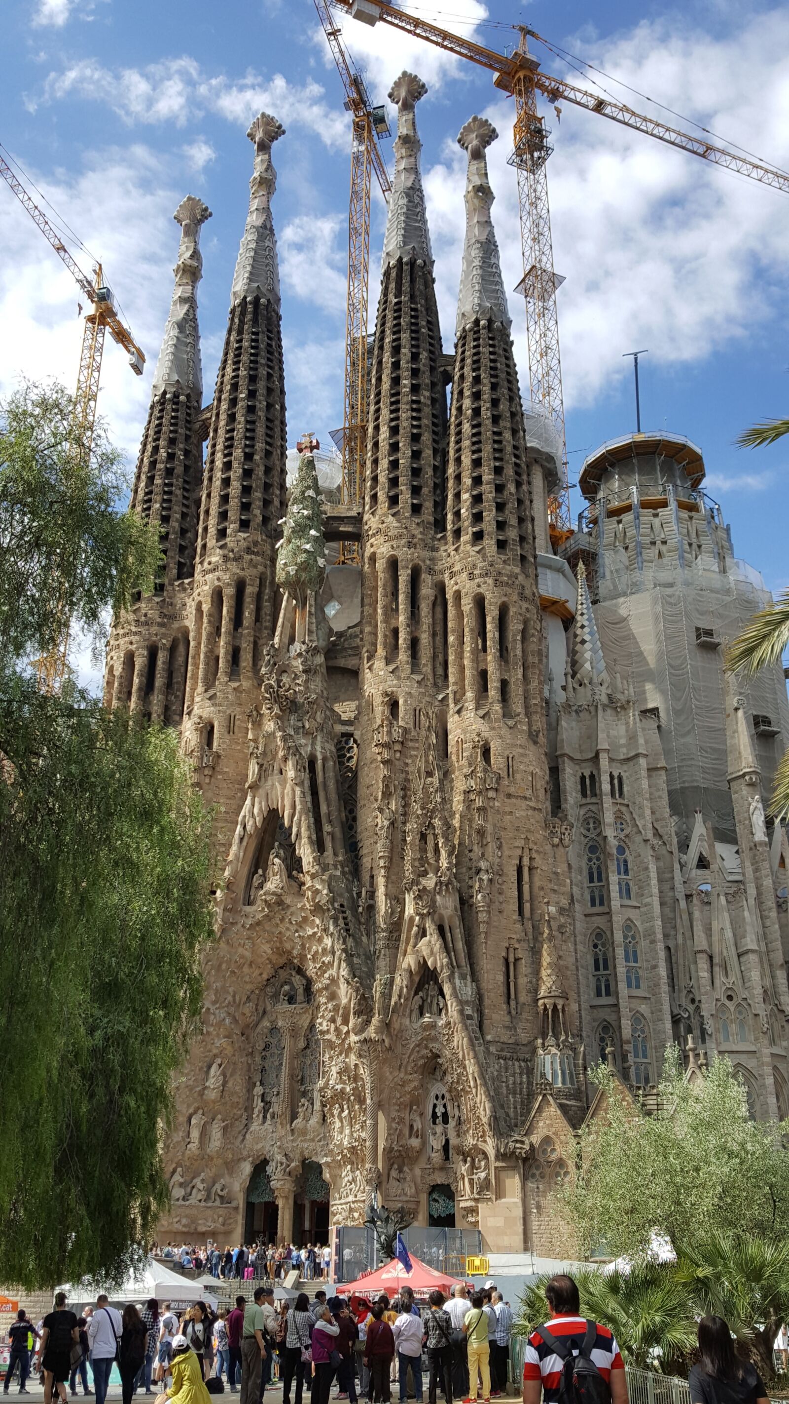 Samsung Galaxy S6 sample photo. Sagrada familia, spain, tourism photography