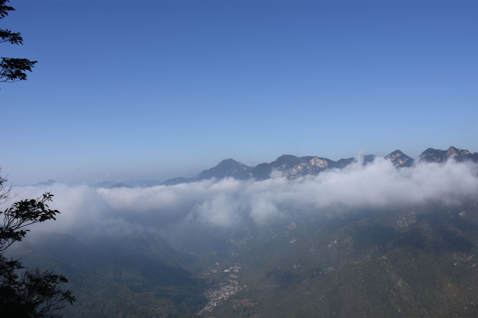 Nikon D7200 sample photo. Mountain, clouds, jiankou great photography