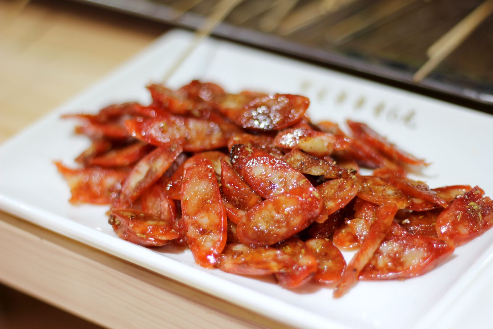 Canon EOS 60D + Canon EF 50mm F1.8 STM sample photo. Bacon, gourmet, sausage photography